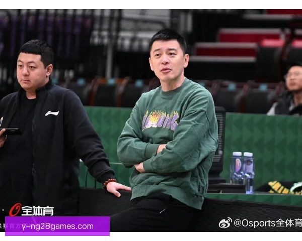 外援核心球队主帅战术调整，攻防平衡更受重视